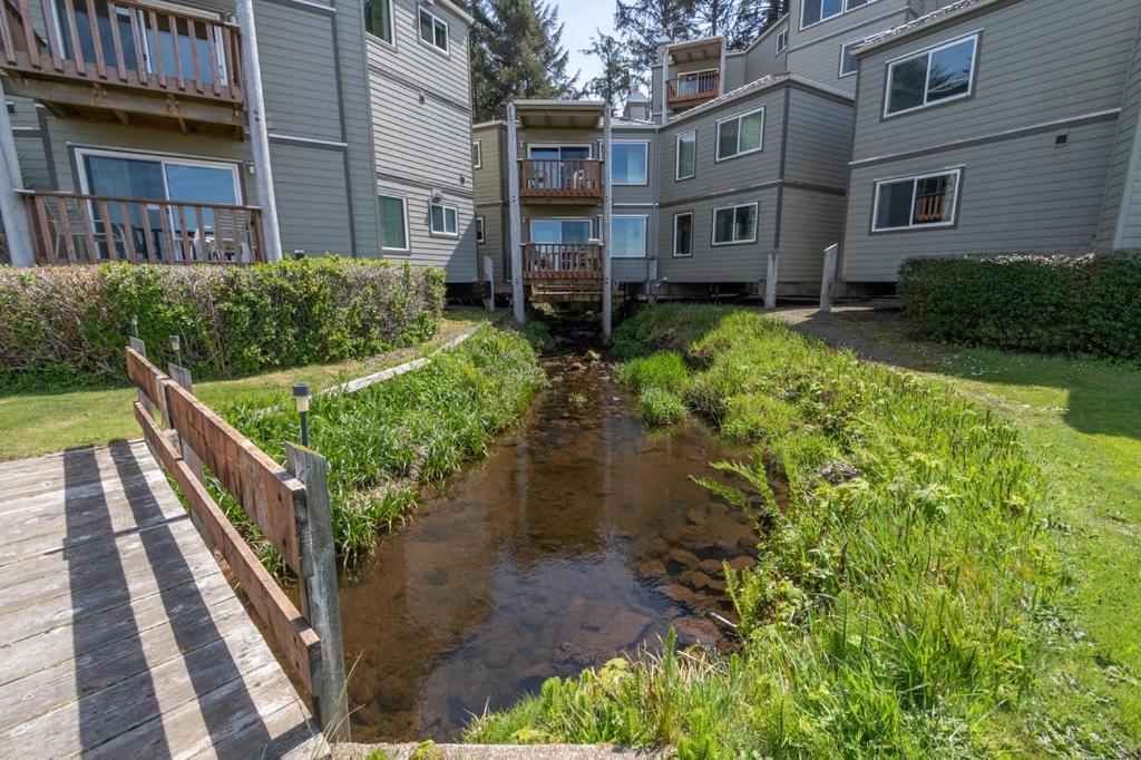 Little Creek Cove Beach Resort Newport Exterior photo